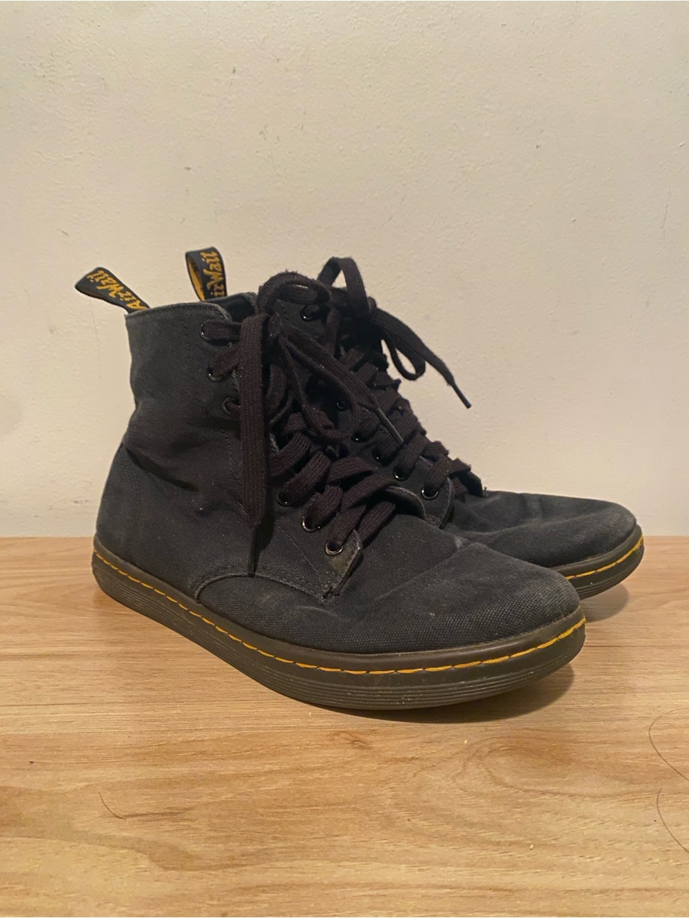 Dr. Martens Winsted Black Canvas High Top Boots Men’s 9 Women’s 10